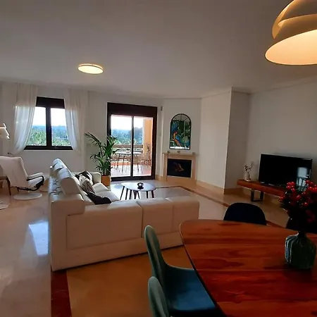Apartamento Sotogrande Luxury Penthouse Sotogrande